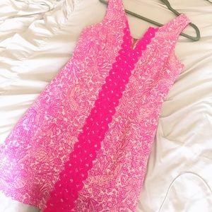 Lilly Pulitzer shift dress